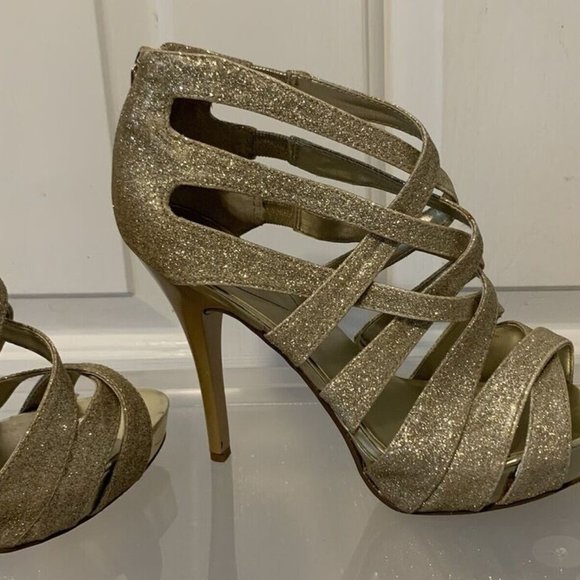 GUESS Gold Glitter Stiletto Heels Strappy 9.5 HAYLI Prom Party Ballroom Dance - Picture 2 of 9